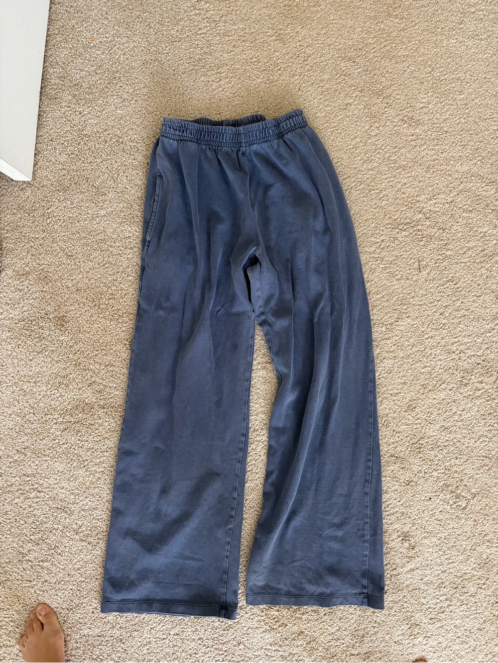 Women’s Brandy Melville Navy Elastic-Waist Wide-Leg Pants